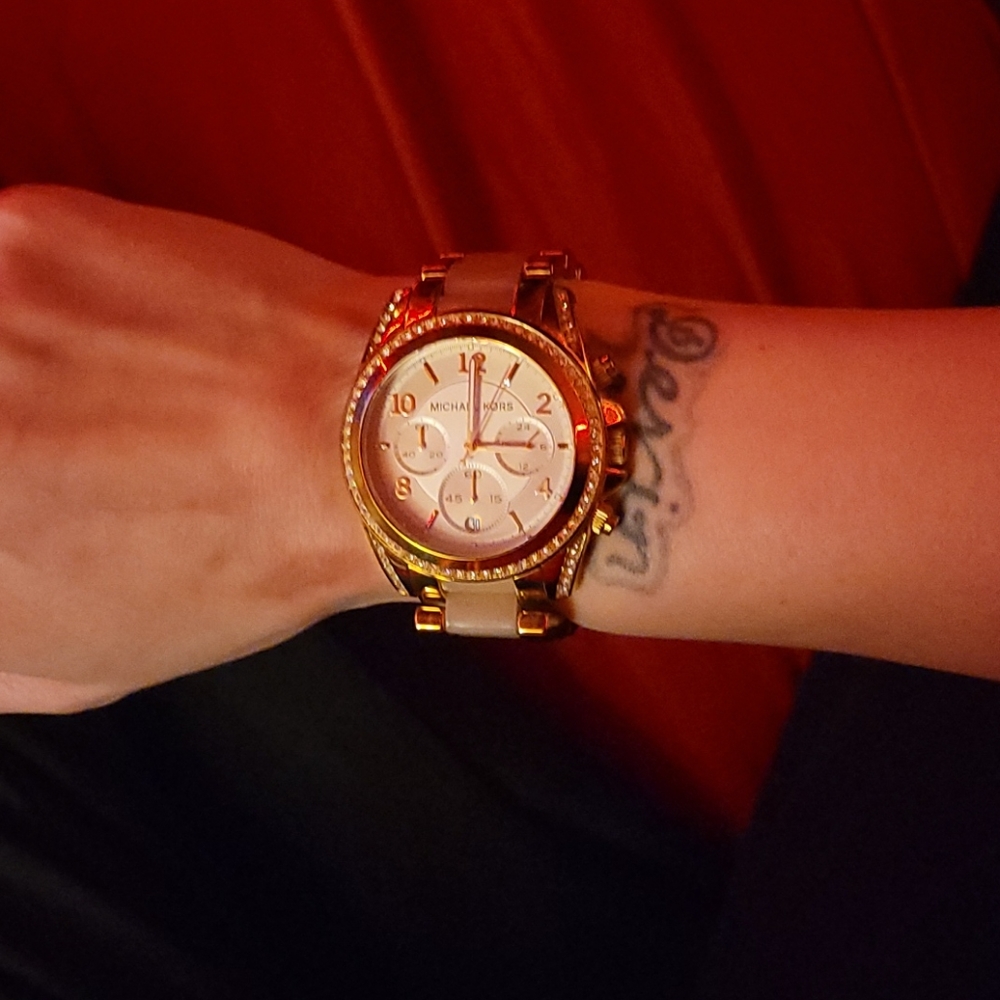 MK watch - Picture 2 of 6